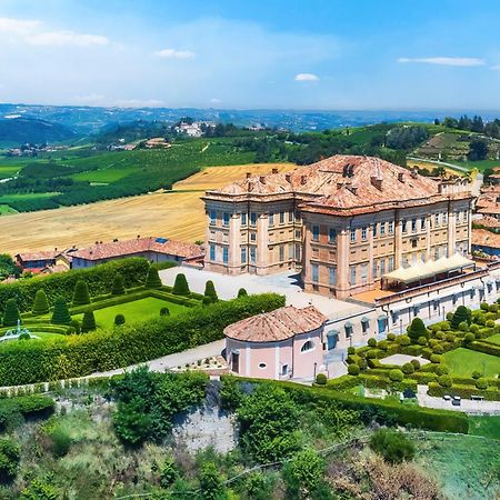 Castello Di Guarene Hotel Exterior photo