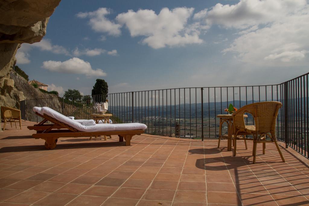 Castello Di Guarene Hotel Exterior photo